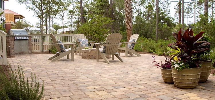 Creative Ideas for Enhancing Small Outdoor Living Areas in Northwest Florida
