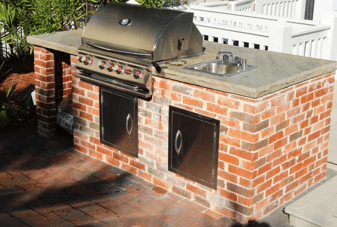 an outdoor kitchen can turn the pool area into true entertainment space